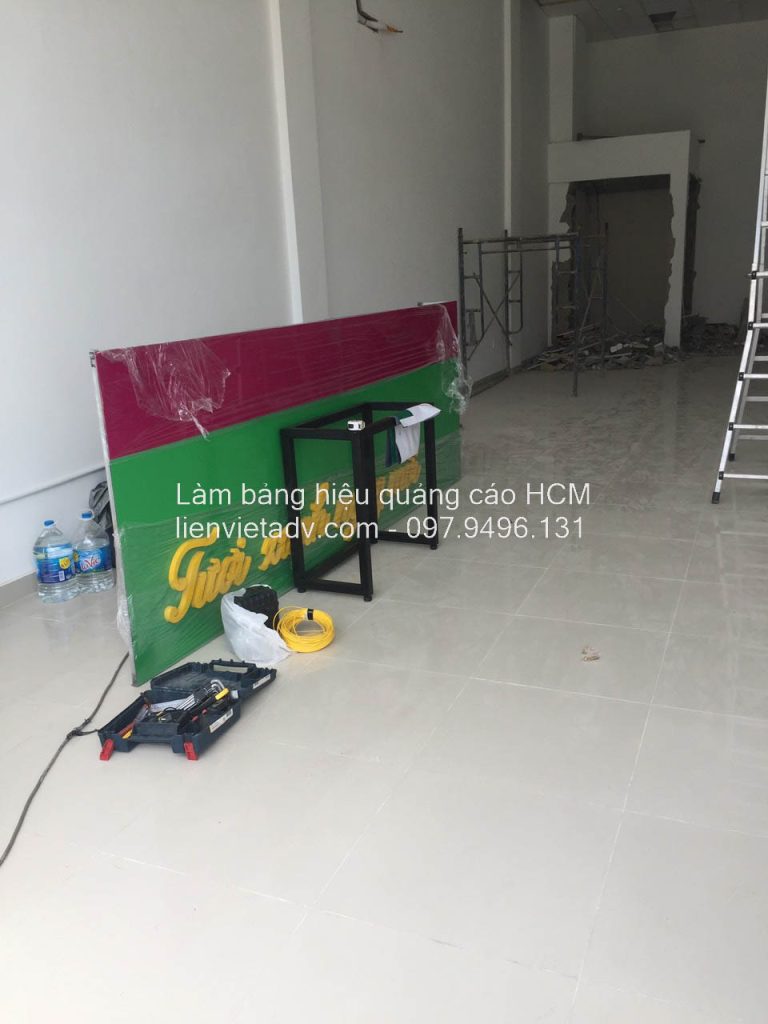 2 bảng hiệu Alu trong nhà và ngoài trời của siêu thị Mini Gò Vấp